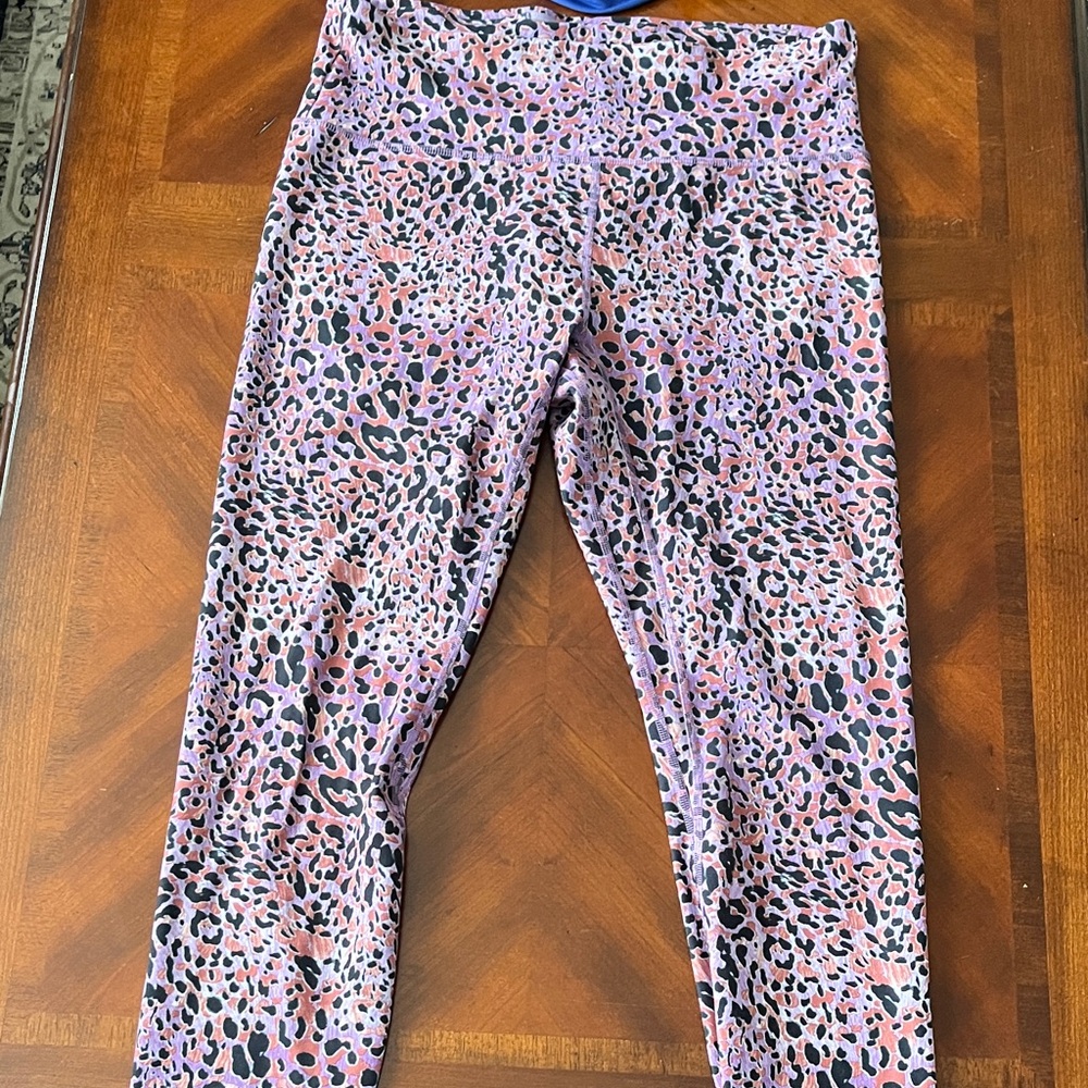 Stylish Leopard Print purple and black Womenswear Leggings